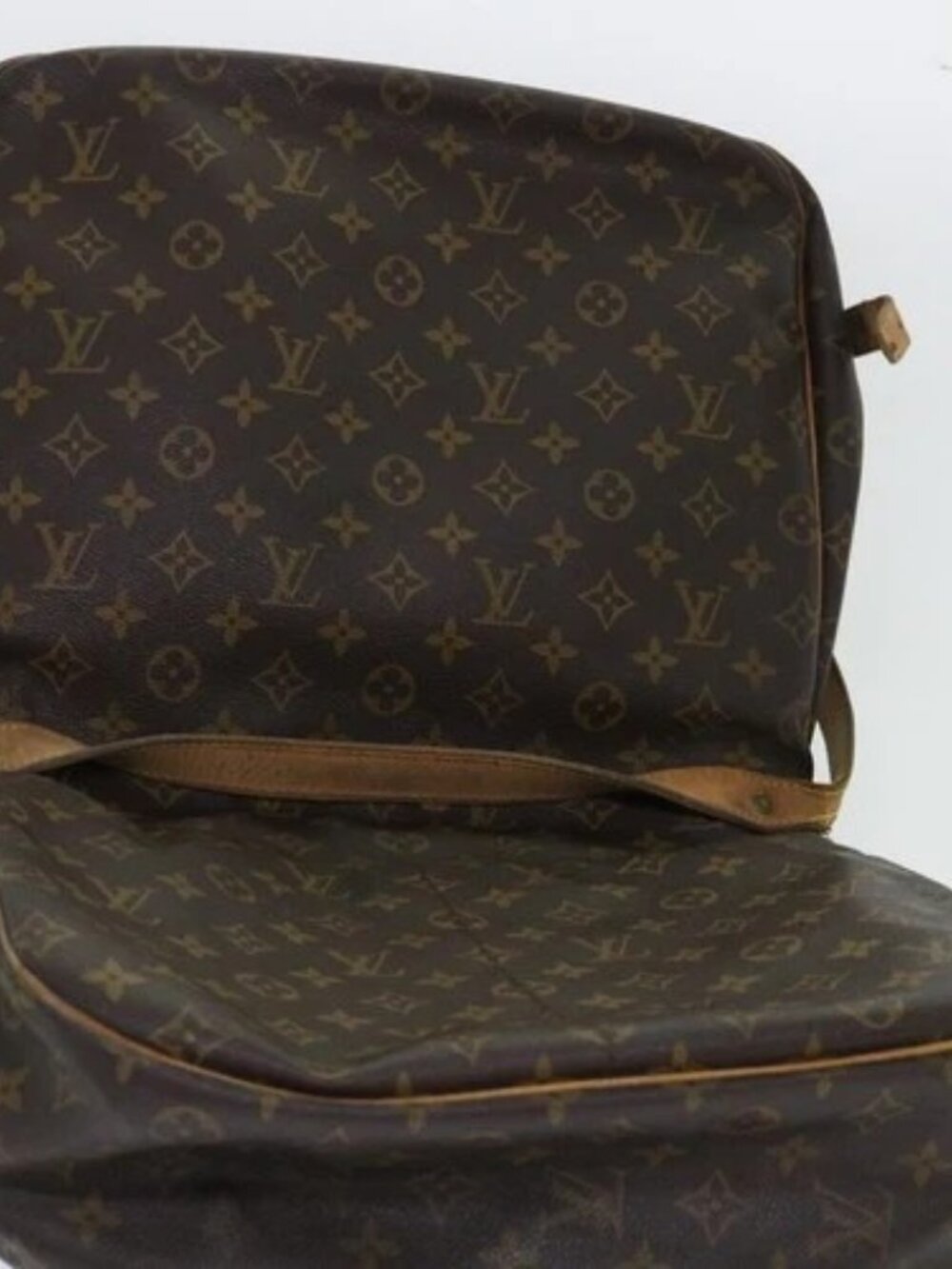 LOUIS VUITTON Monogram Saumur 35 Shoulder Bag - Picture 12 of 16
